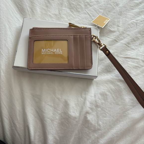 Michael Kors Small Logo Coin/ID Wristlet - Fawn NWT